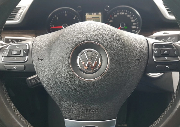 Volkswagen CC cena 49900 przebieg: 234884, rok produkcji 2012 z Otmuchów małe 326